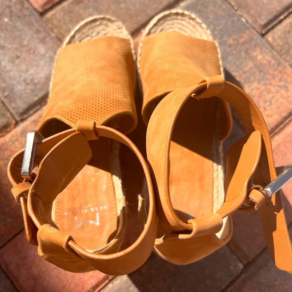 Marc Fisher Espadrille Wedge Sandals Camel Suede Perforated Ankle Strap 7.5 - Picture 6 of 7